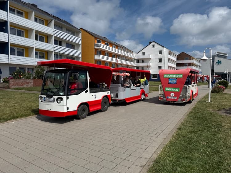 Inselbahn Fahrgäste